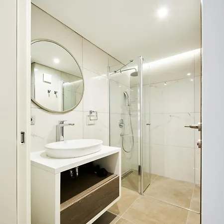 Lagirio Taksim Apartahotel 4*