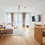 Lagirio Taksim 4*