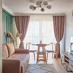 Lagirio Taksim 4*