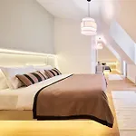 Lagirio Taksim 4*