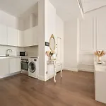 Lagirio Taksim Apartmanhotel