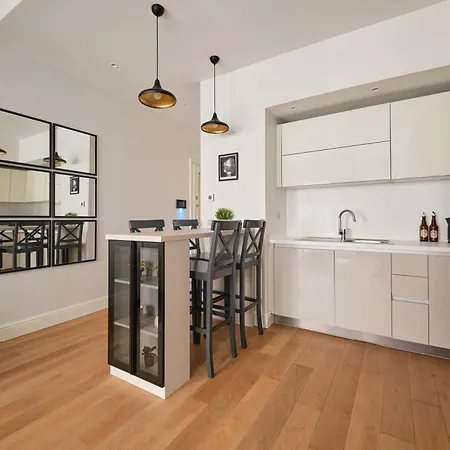 Lagirio Taksim Aparthotel