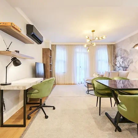 Lejlighedshotel Lagirio Taksim