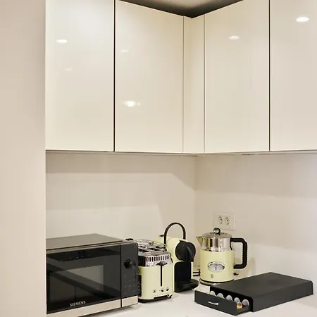 Lagirio Taksim 4* Стамбул